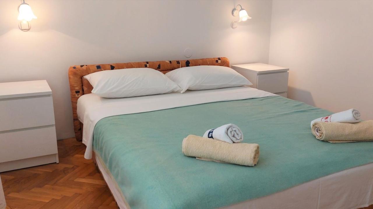 Apartman Crikvenica 30214 - Zulich الغرفة الصورة
